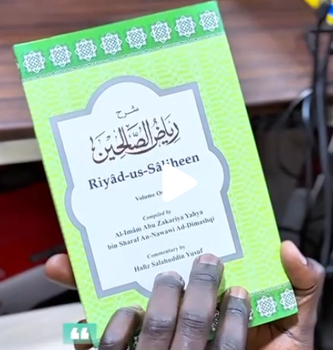 Riyad-us-Saliheen (Gardens of the Righteous) (Volume 1 & 2)